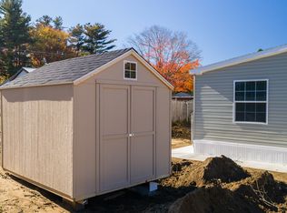 24 A St, Seabrook, NH 03874