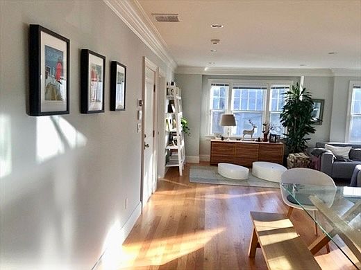 2nd image of 279 Walnut St #2