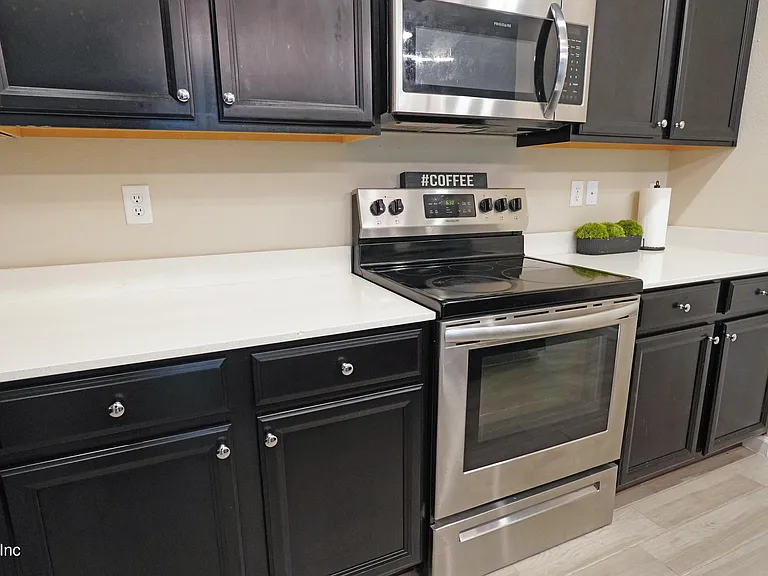 10815 Ventnor Ave — Photo 7