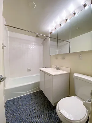 Rented by City Connections Realty | media 58