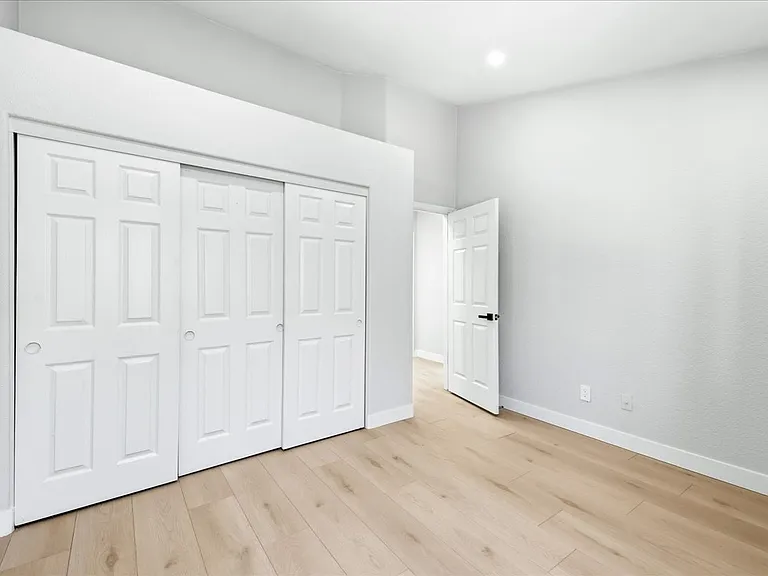 521 Porpoise Bay Ter #A — Photo 49