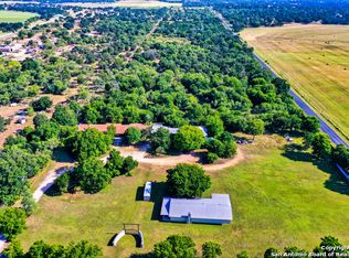 6268 Hwy 27, Center Point, TX 78010