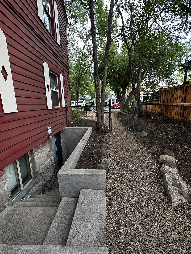 Georgia Ave, 717 NW - 00717-GEOR-00 — Photo 3