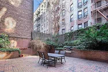 Sold by Digs Realty Group