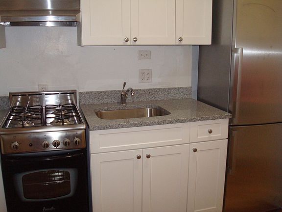 4th image of 7210 41st Ave APT 4G