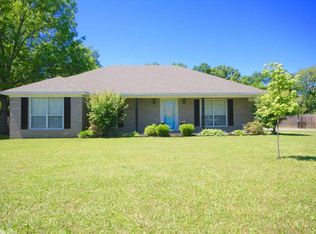 23 Darrell St, Vilonia, AR 72173