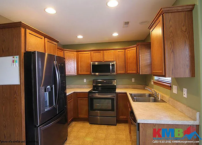 3 bed, $1,650 — Photo 4