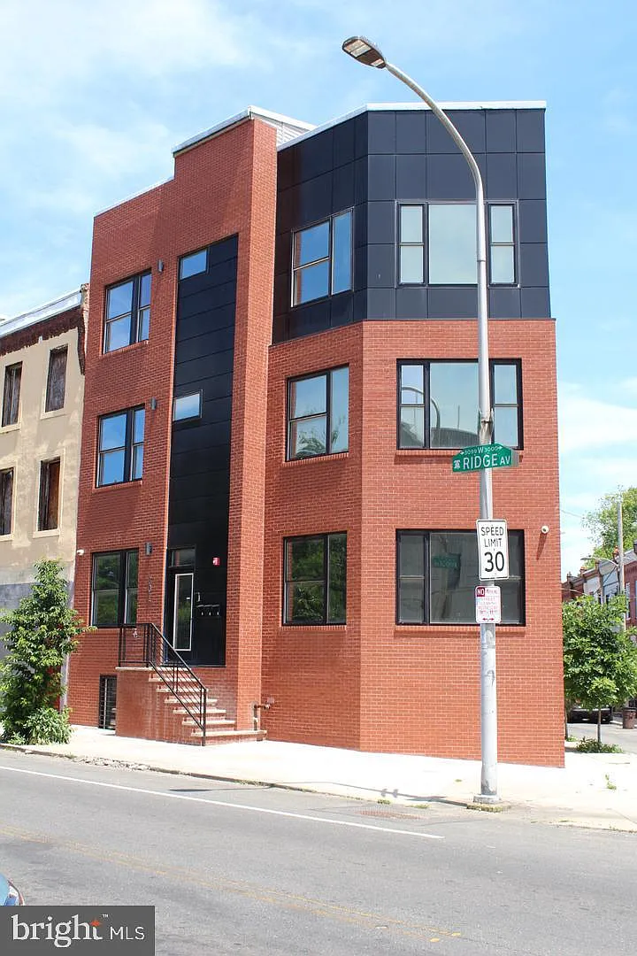2 bed, 2200 sqft, $1,800 — Photo 3