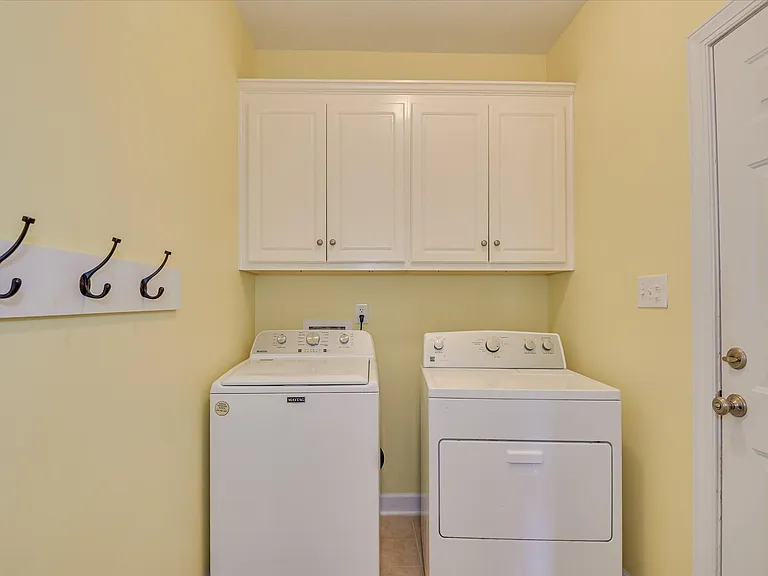 158 Kenilworth Dr — Photo 30