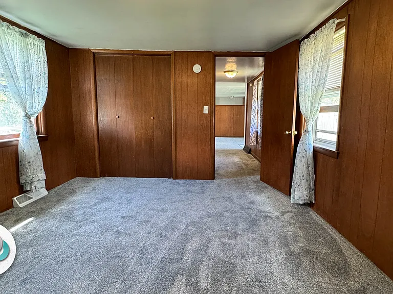 607 Cedar St — Photo 18