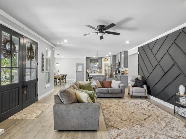 3600 Martin St, Fort Worth, TX 76119
