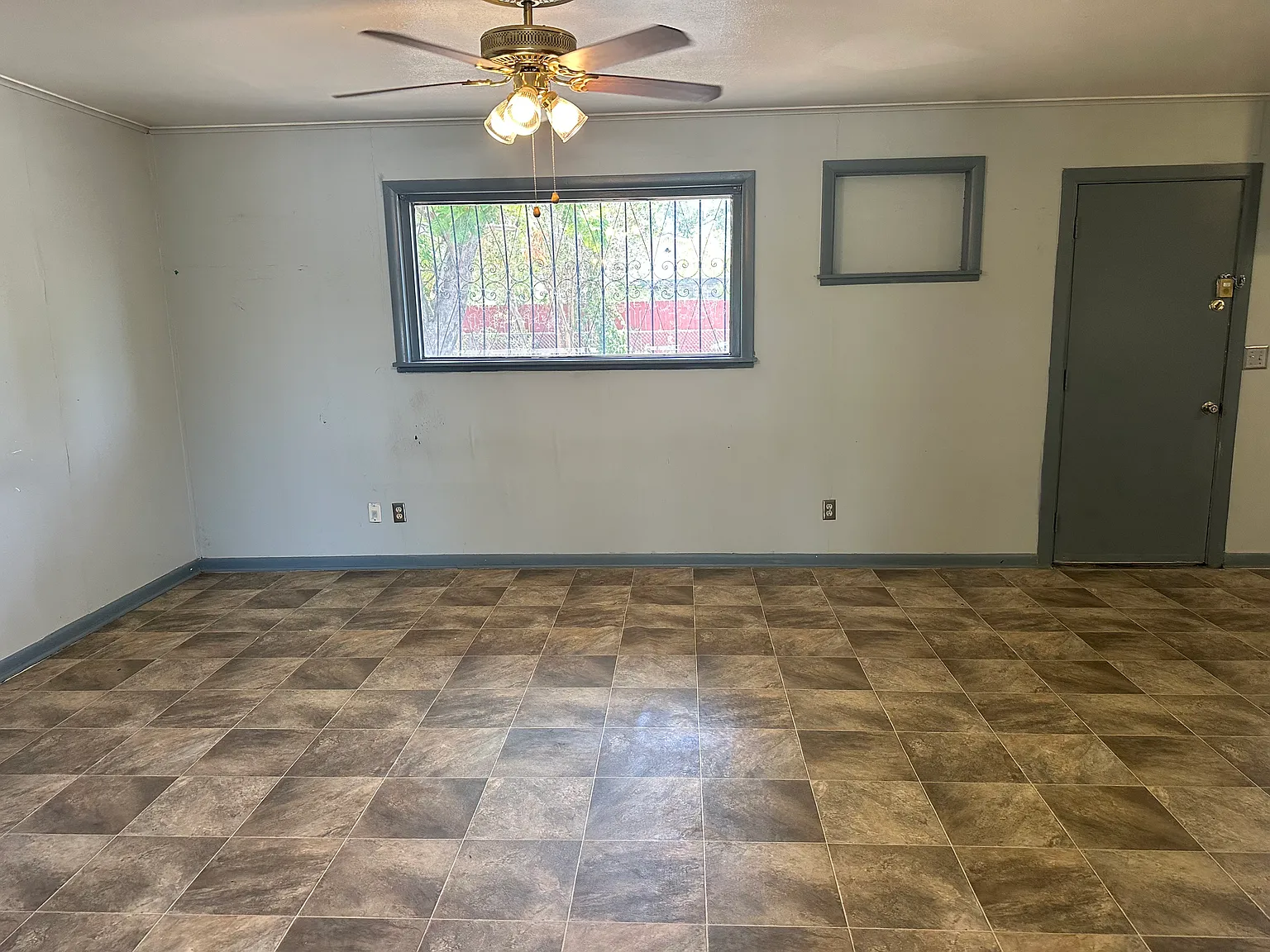 3 bed, 1789 sqft, $1,275 — Photo 4