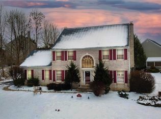 2250 Barry Ct, Easton, PA 18040