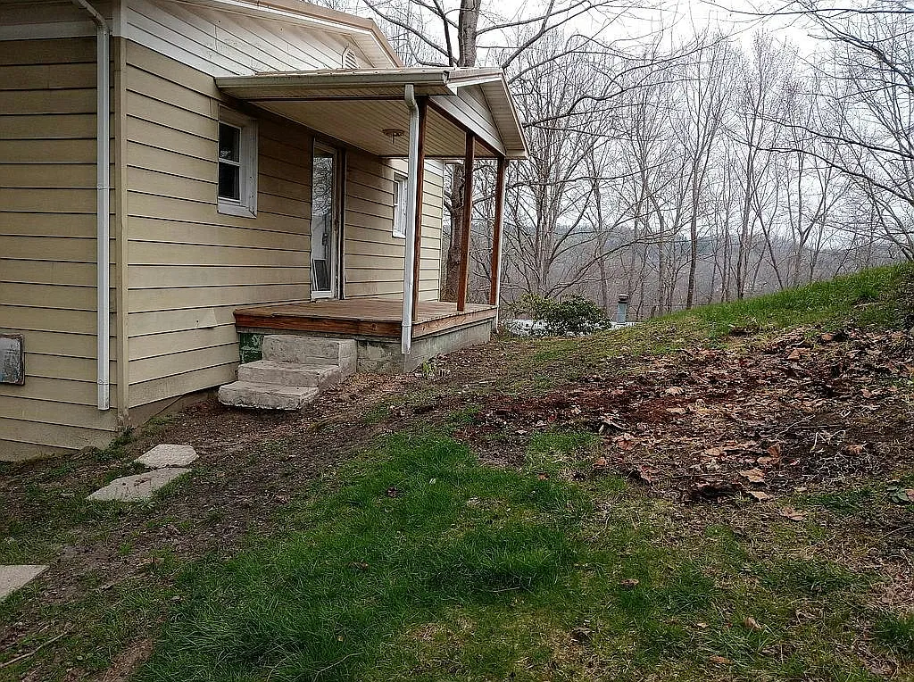 1015 Petrey Street Southeast — Photo 1
