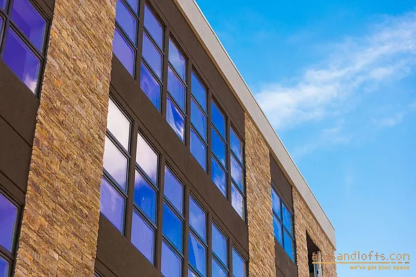 Rented by aptsandlofts.com | media 13