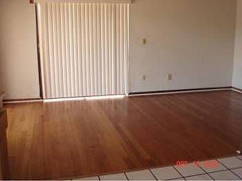 4th image of 9031 Crescent Dr