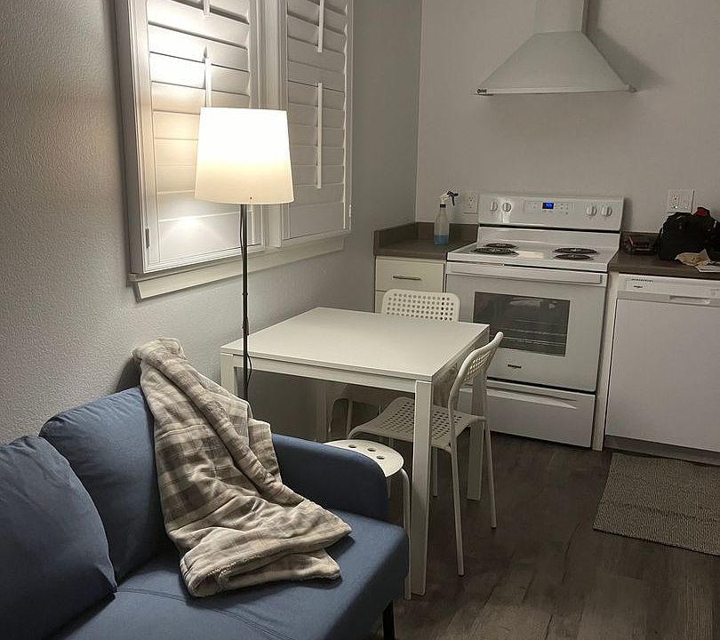 1st image of 4342 W Custer Pl