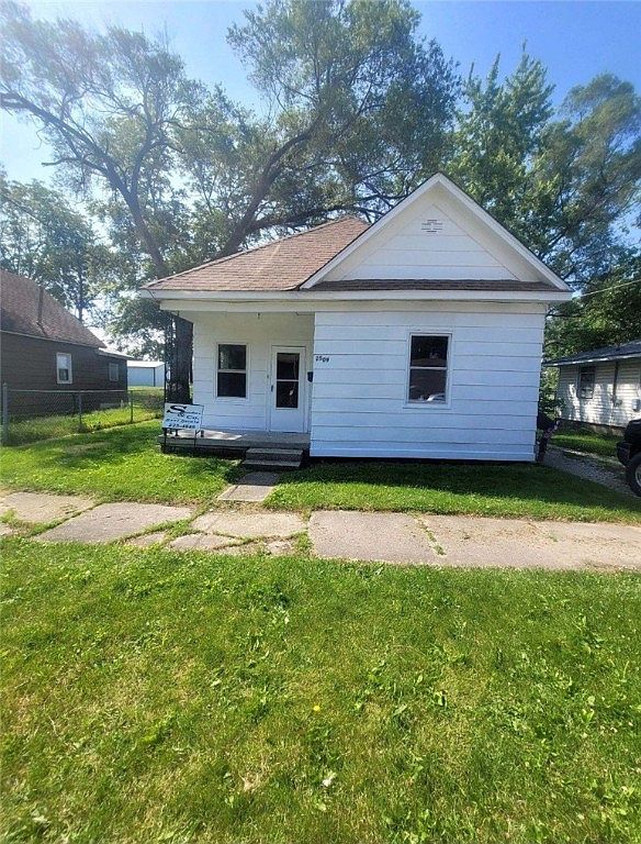 2509 Commercial Ave, Mattoon, IL 61938 MLS 6242998 Zillow