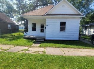 2509 Commercial Ave, Mattoon, IL 61938