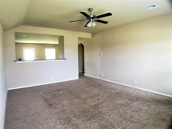 2nd image of 23121 S Bessie Blvd