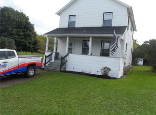 8542 E Main Rd, Le Roy, NY 14482