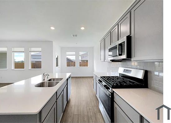 3rd image of 5723 Barbaro Dr