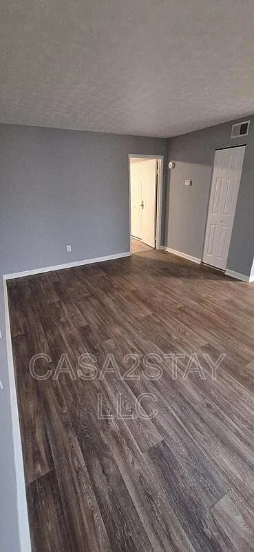 Building Photo - 377 Redmar Blvd #48
