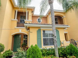 983 NE 42nd Pl, Homestead, FL 33033