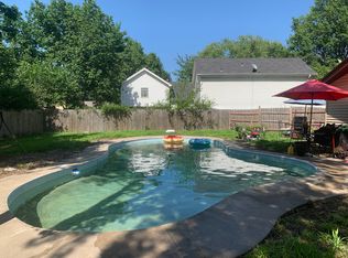 1003 S Clairborne Rd, Olathe, KS 66062