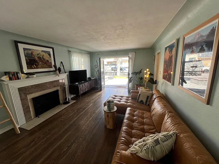 2495 N Raleigh St — Photo 4