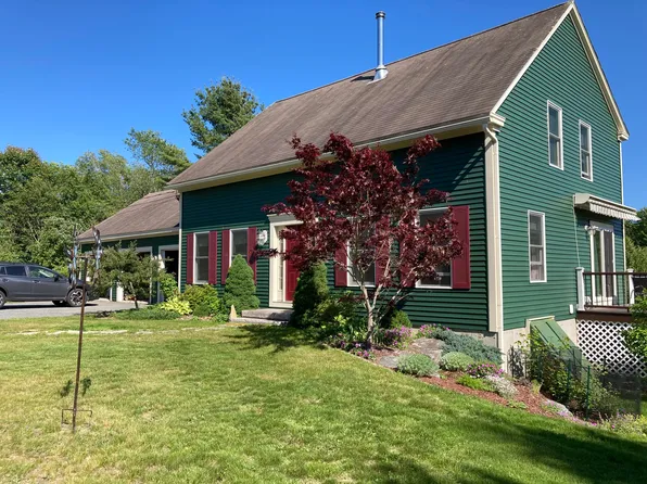 32 Boulder Cove Way, Lamoine, ME 04605