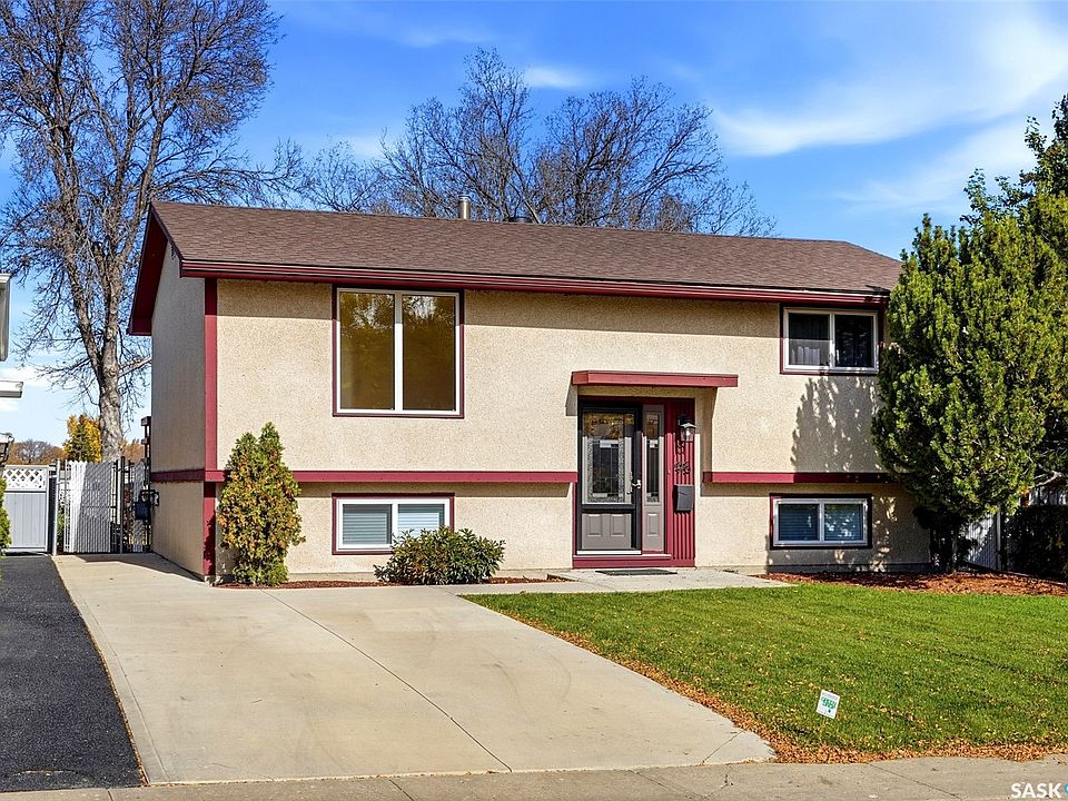 1st image of 98 Read Avenue