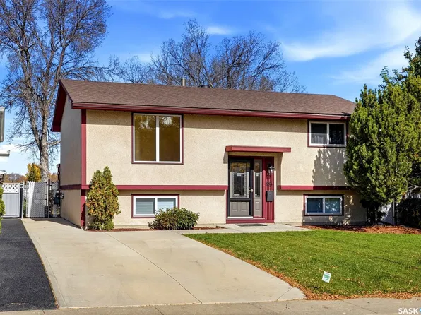 98 Read Avenue, Regina, SK S4T 6P8