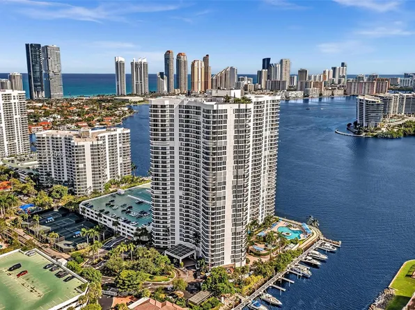 3530 Mystic Pointe Dr APT 411, Aventura, FL 33180