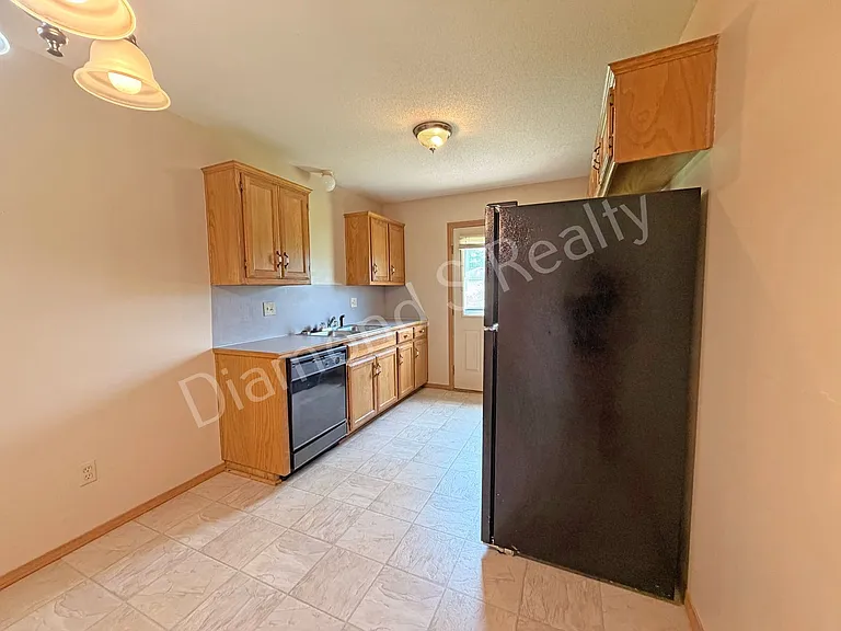 1446 / 1448 W Rainey Duplex — Photo 16