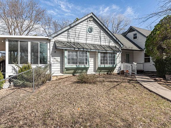 5th image of 13938 SW 134th St