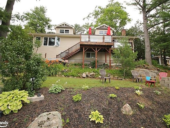 3rd image of 1051 Evanswood Dr