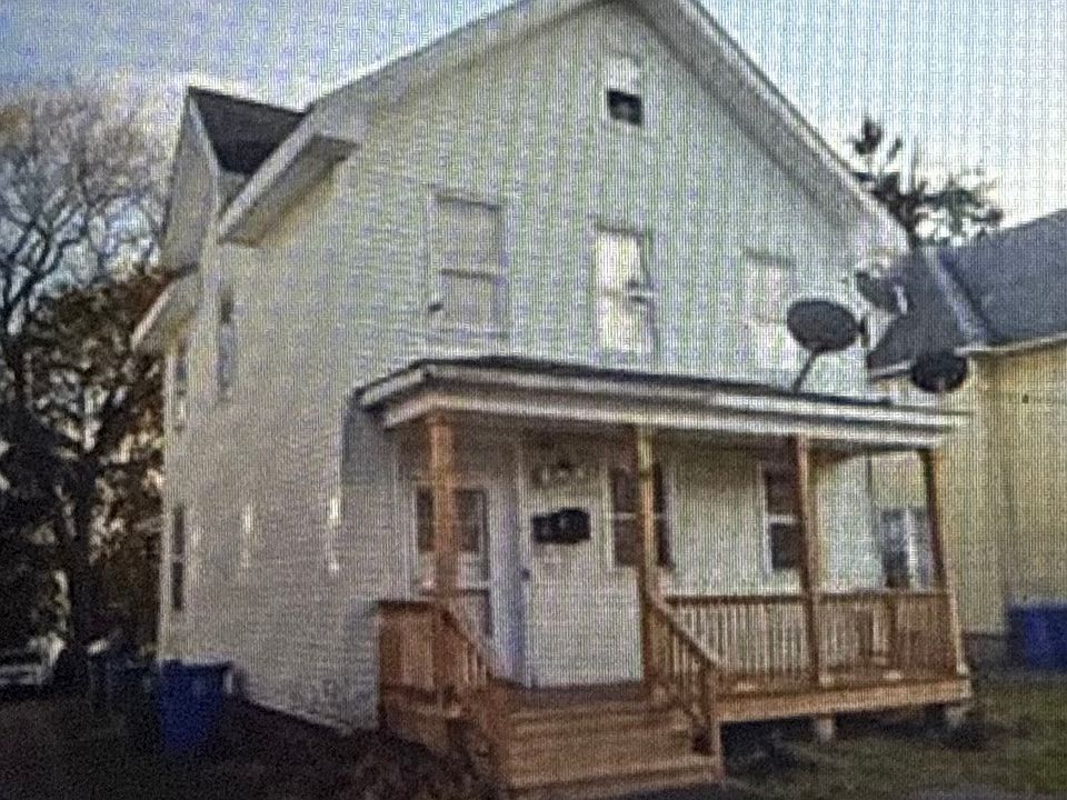 1st image of 16 Wallkill Ave #1