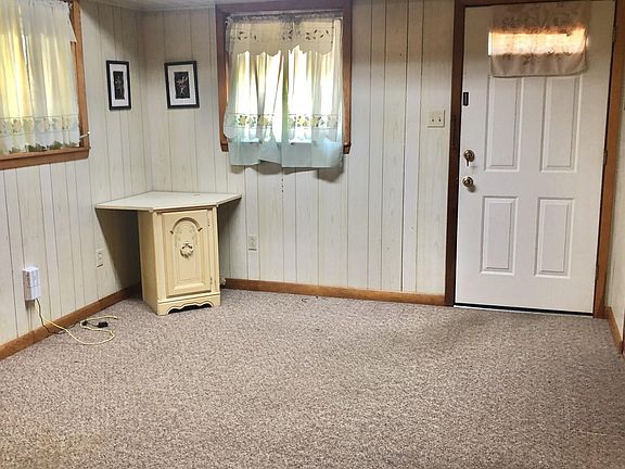 2nd image of 136 Grand Ave