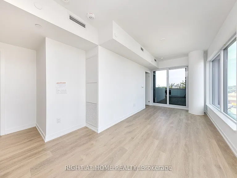 1100 Sheppard Ave W #930 — Photo 3