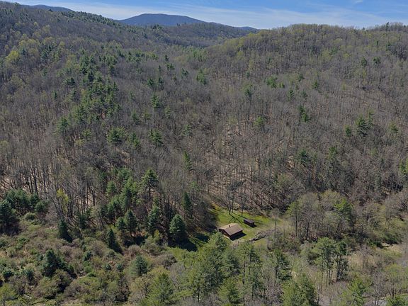 2nd image of 2050 Pedlar River Rd