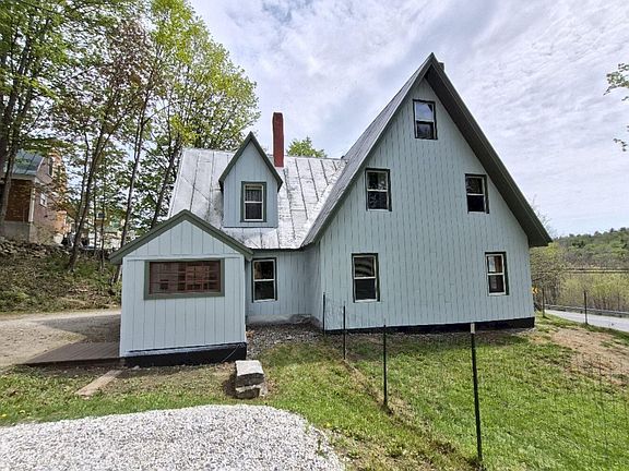 4th image of 131 Fairbanks Road