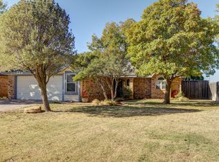 9410 Gary Ave, Lubbock, TX 79423