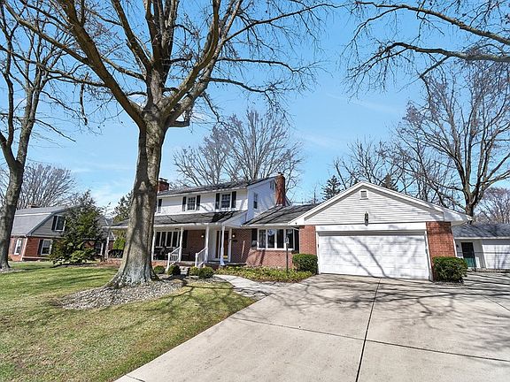 2nd image of 420 Mader Dr