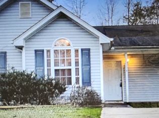 11118 Olde English Dr, Charlotte, NC 28216