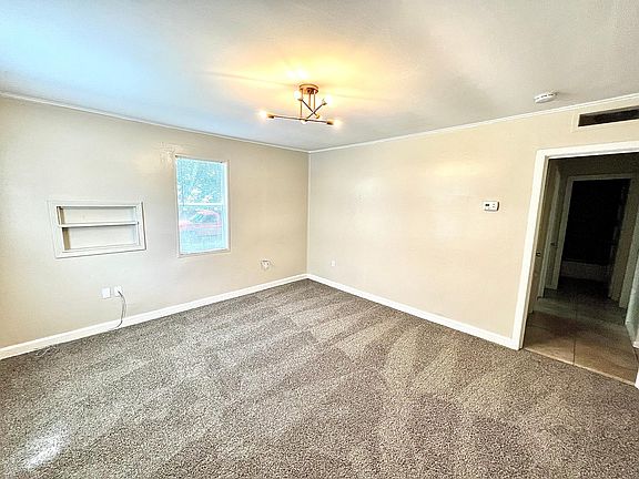 3rd image of 1932 Harvester St #1
