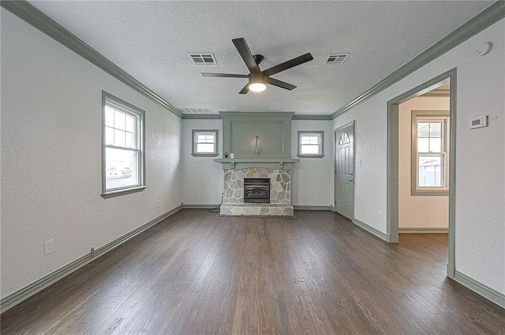 1710 Northwest 40th Street - 1 — Photo 3