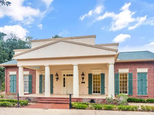 4879 Leonard St, Saint Francisville, LA 70775