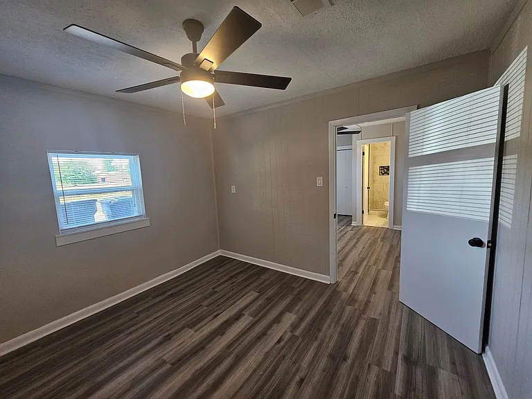 1510 Arthur Ave — Photo 25