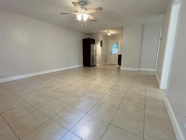 1713 N Dixie Hwy #3 — Photo 8